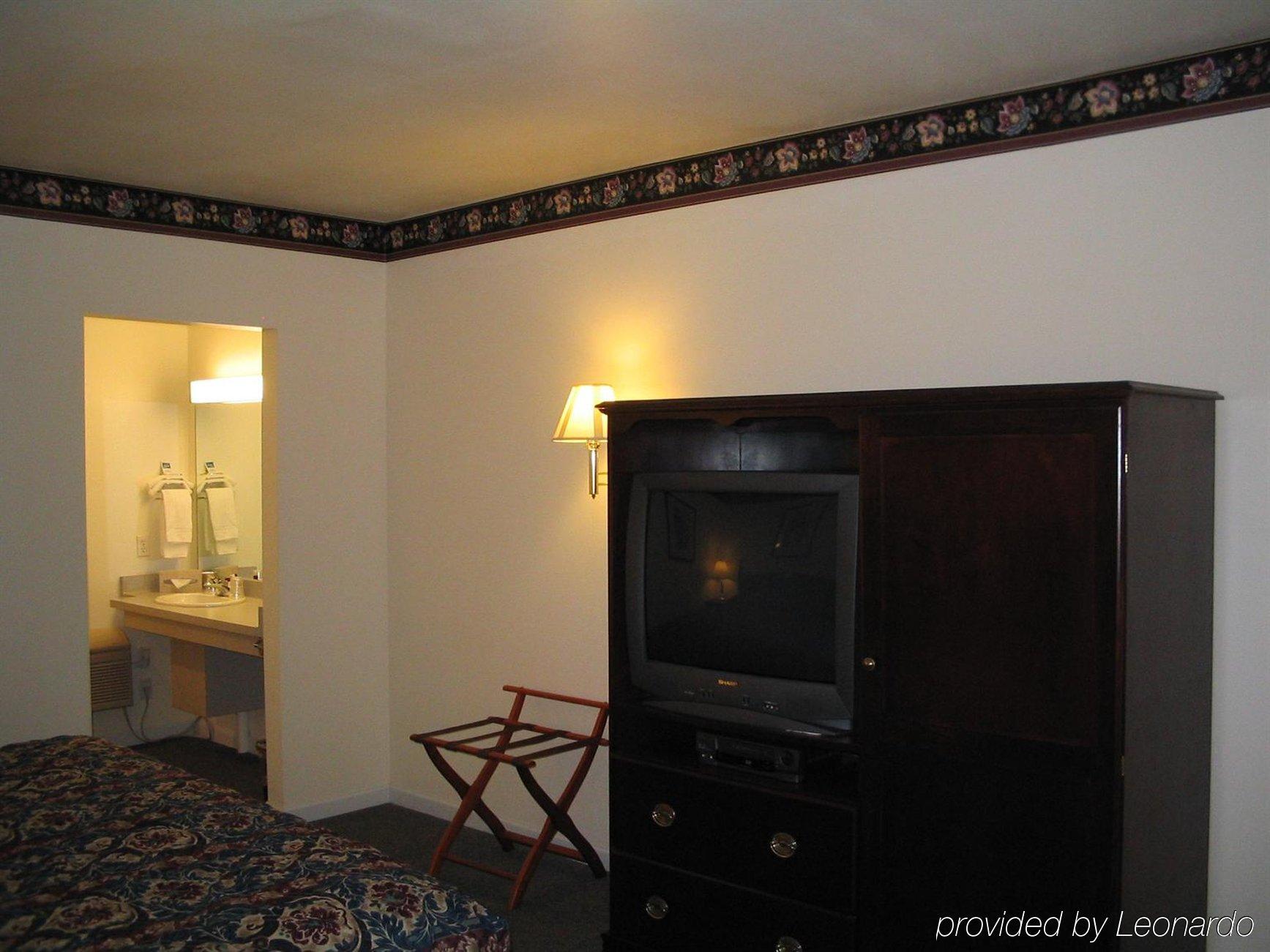 The Chalet Motel Mequon Δωμάτιο φωτογραφία